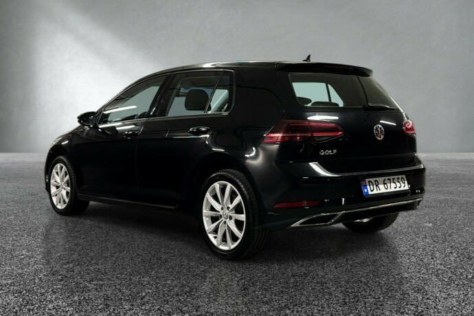 volkswagen-golf-bensin-2019-big-2