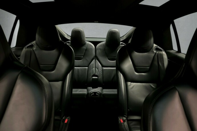 tesla-model-x-elektrisitet-2018-big-18