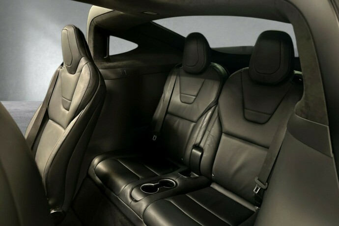 tesla-model-x-elektrisitet-2018-big-16