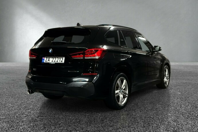 bmw-x1-plug-in-petrol-2022-big-4