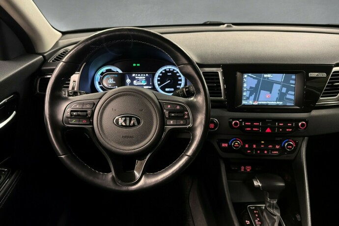 kia-niro-elektrisitetbensin-2019-big-10