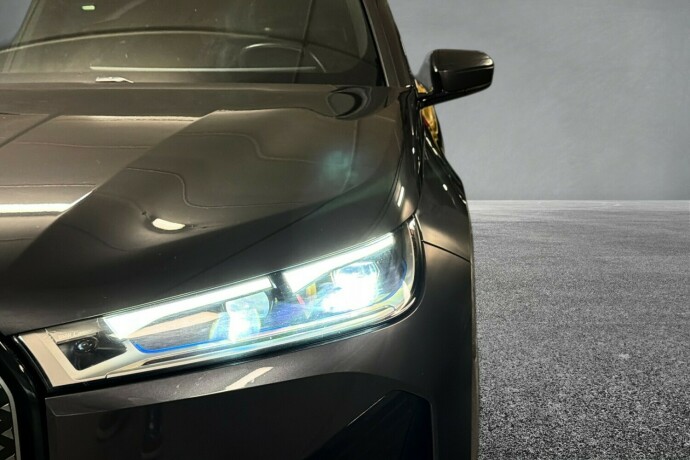 bmw-ix-xdrive-50-elektrisitet-2022-big-8