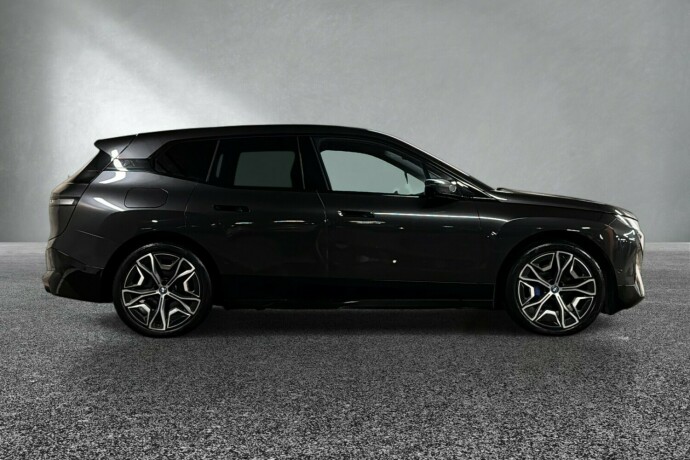bmw-ix-xdrive-50-elektrisitet-2022-big-5