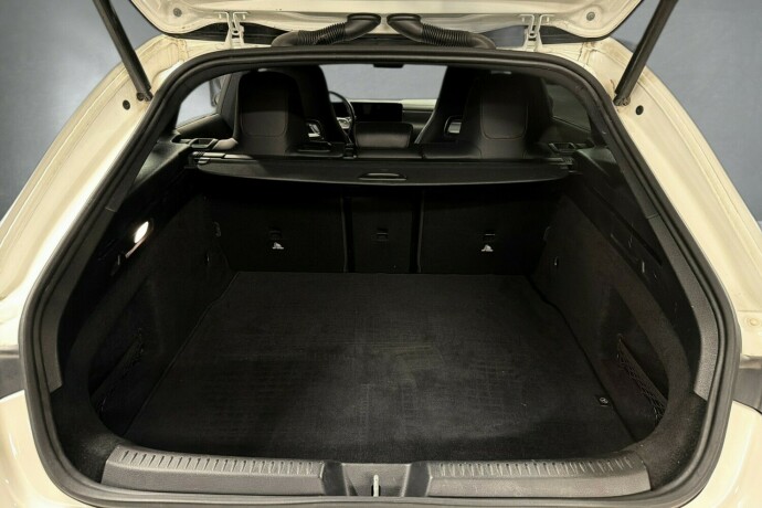 mercedes-benz-cla-bensin-2020-big-18