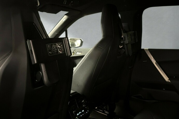 bmw-ix-xdrive-40-elektrisitet-2023-big-17