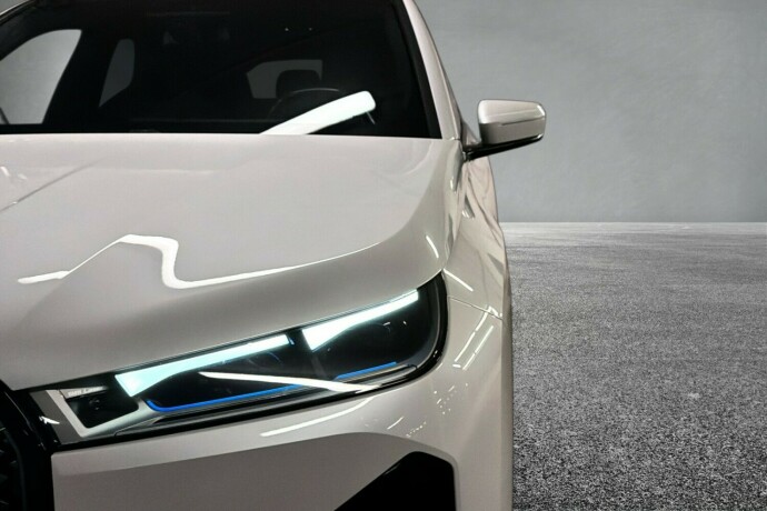 bmw-ix-xdrive-40-elektrisitet-2023-big-9