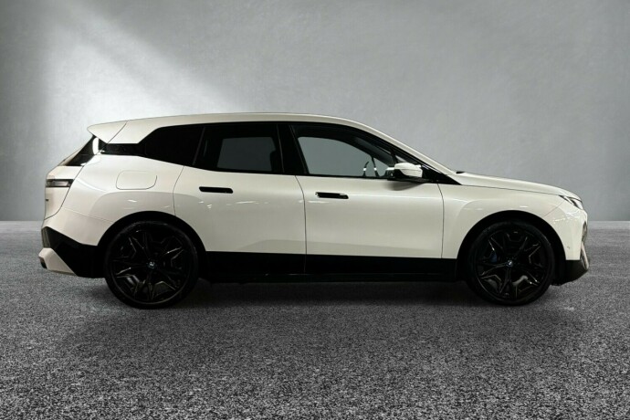 bmw-ix-xdrive-40-elektrisitet-2023-big-6