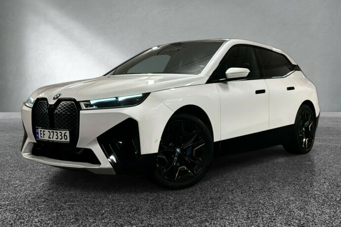 bmw-ix-xdrive-40-elektrisitet-2023-big-1