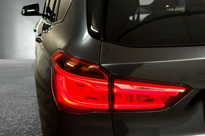 bmw-x1-diesel-2017-big-9