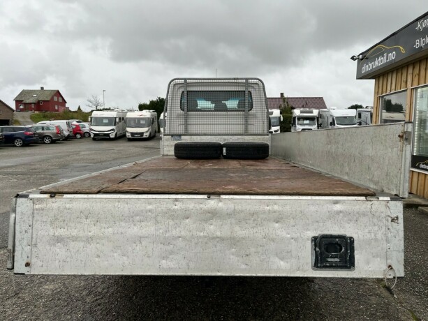 volkswagen-crafter-diesel-2014-big-24