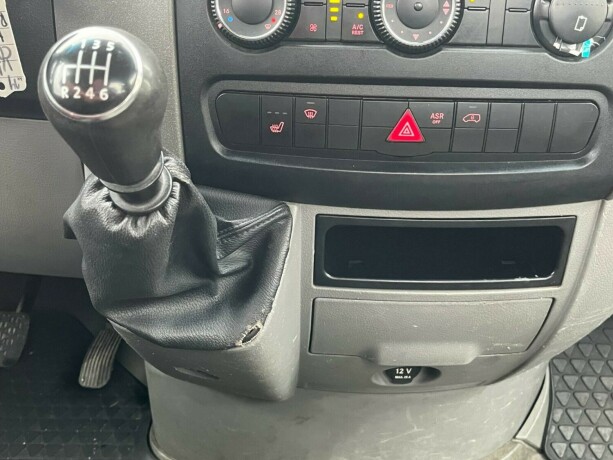 volkswagen-crafter-diesel-2014-big-17