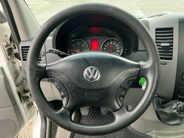 volkswagen-crafter-diesel-2014-big-11