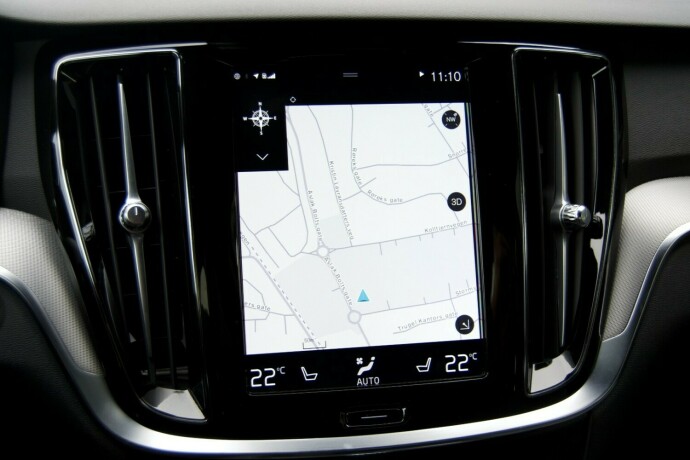 volvo-v60-plug-in-petrol-2020-big-28