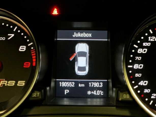 audi-rs5-bensin-2010-big-31