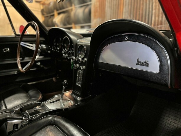 chevrolet-corvette-bensin-1967-big-35