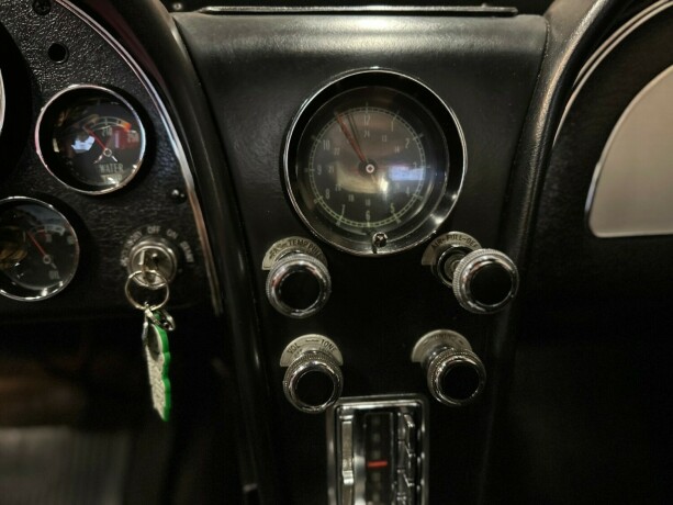 chevrolet-corvette-bensin-1967-big-28