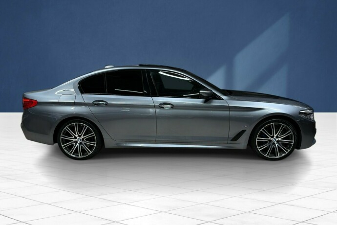 bmw-5-serie-plug-in-petrol-2018-big-5