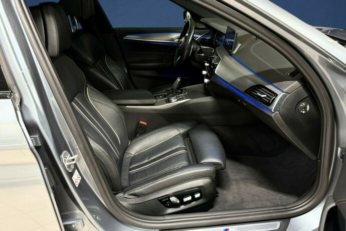 bmw-5-serie-plug-in-petrol-2018-big-11