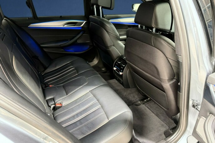 bmw-5-serie-plug-in-petrol-2018-big-12