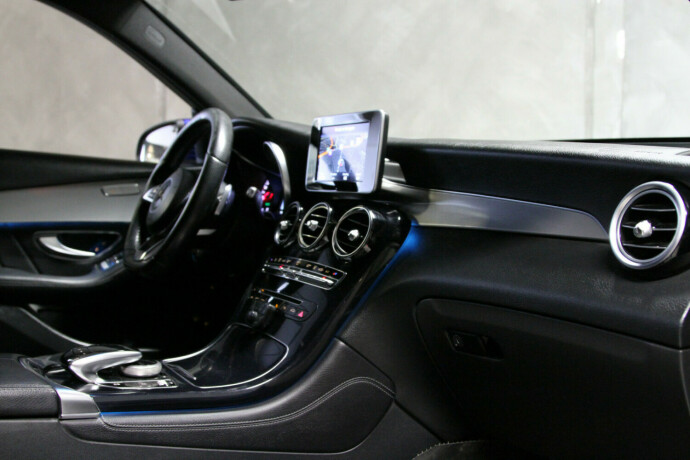 mercedes-benz-glc-diesel-2017-big-5