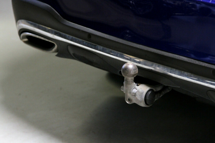 mercedes-benz-glc-diesel-2017-big-22