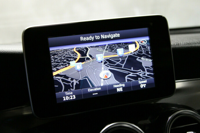 mercedes-benz-glc-diesel-2017-big-6