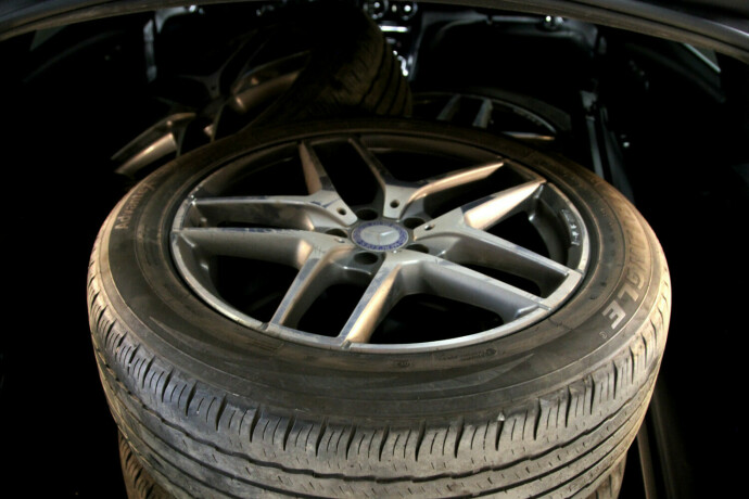 mercedes-benz-glc-diesel-2017-big-23