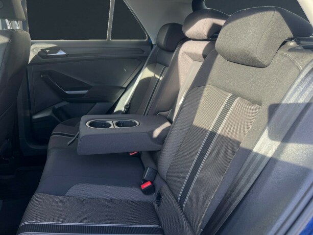 volkswagen-t-roc-bensin-2019-big-10