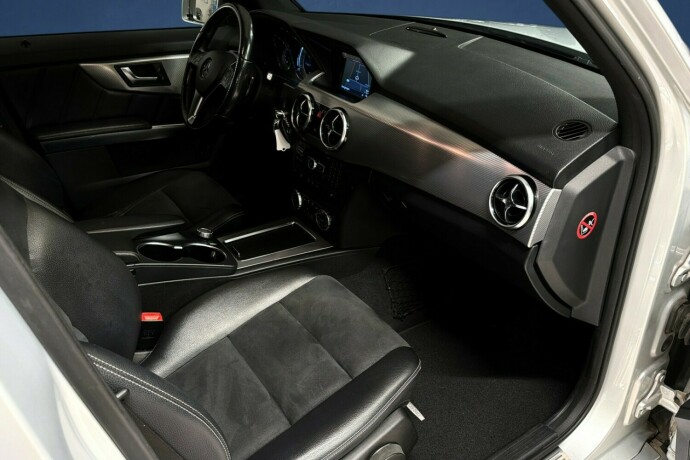 mercedes-benz-glk-diesel-2013-big-12