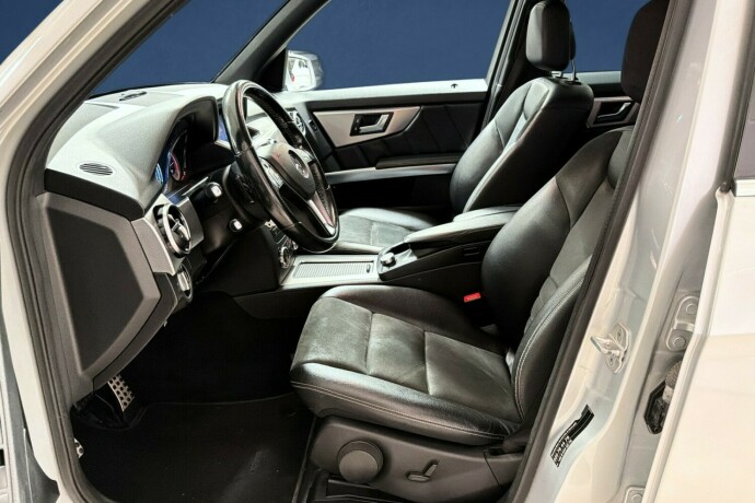 mercedes-benz-glk-diesel-2013-big-11