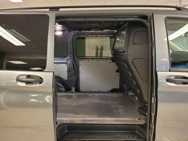 mercedes-benz-vito-diesel-2020-big-13