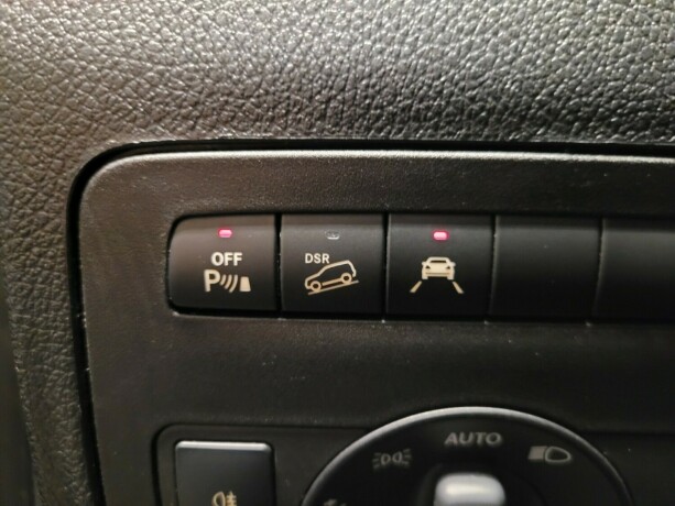 mercedes-benz-vito-diesel-2020-big-16