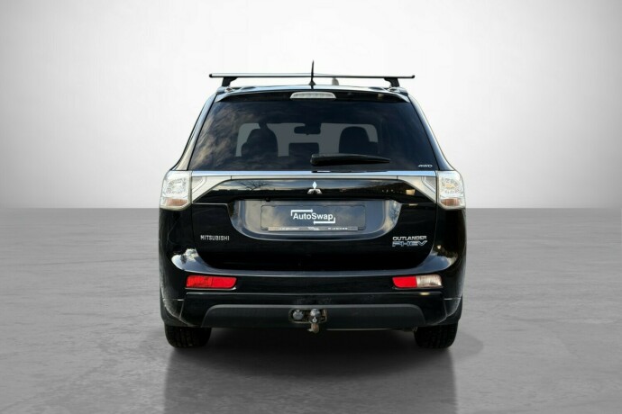 mitsubishi-outlander-elektrisitetbensin-2014-big-10