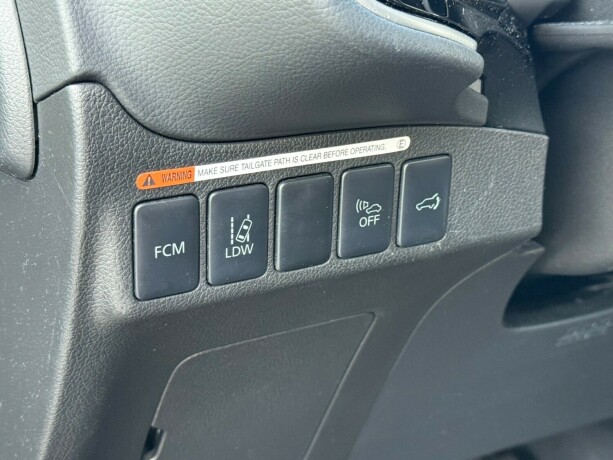 mitsubishi-outlander-elektrisitetbensin-2014-big-18