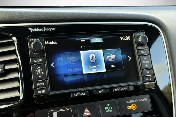 mitsubishi-outlander-elektrisitetbensin-2014-big-30