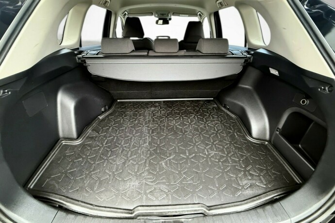 toyota-rav4-elektrisitetbensin-2019-big-47