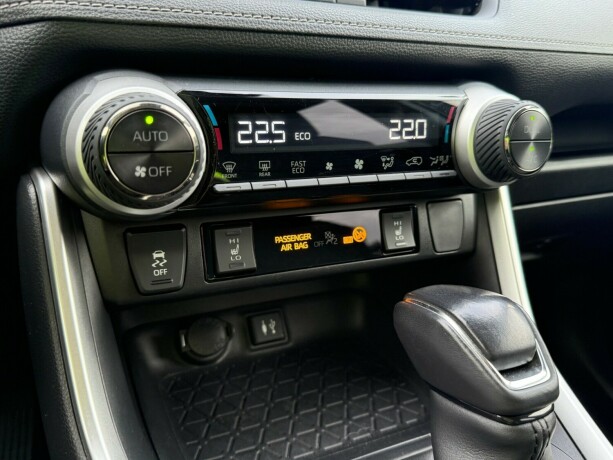 toyota-rav4-elektrisitetbensin-2019-big-29