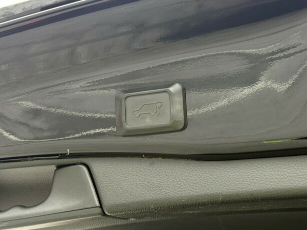 toyota-rav4-elektrisitetbensin-2019-big-48