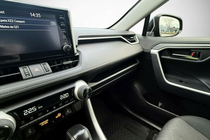 toyota-rav4-elektrisitetbensin-2019-big-38