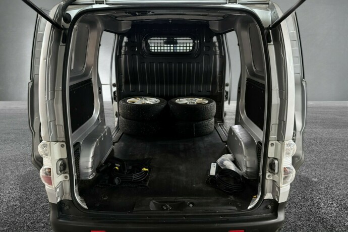 nissan-e-nv200-elektrisitet-2021-big-16