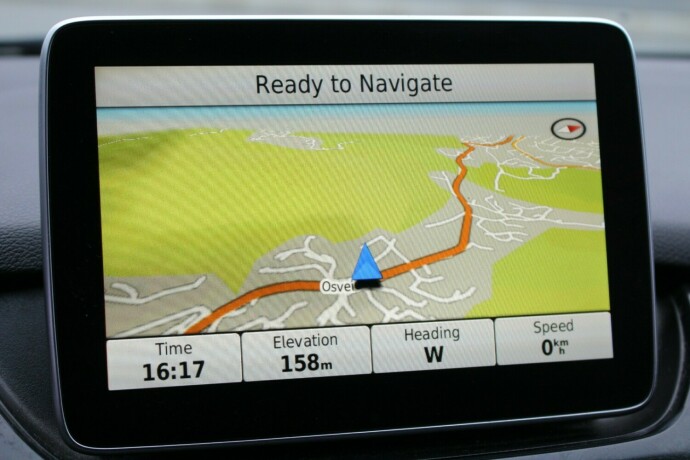 mercedes-benz-elektrisitet-2015-big-12