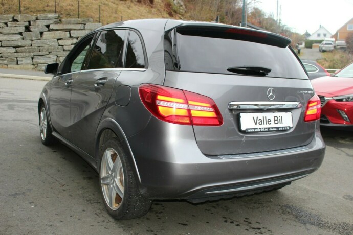 mercedes-benz-elektrisitet-2015-big-2