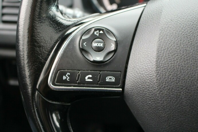 mitsubishi-asx-bensin-2015-big-11