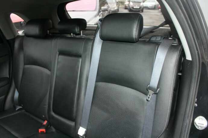 mitsubishi-asx-bensin-2015-big-6