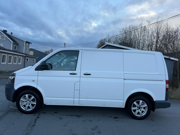 volkswagen-transporter-diesel-2013-big-1
