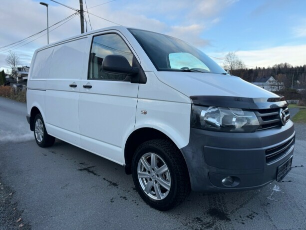 volkswagen-transporter-diesel-2013-big-6