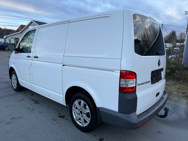 volkswagen-transporter-diesel-2013-big-2