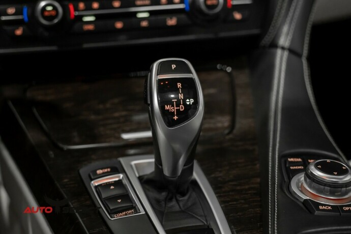 bmw-6-serie-bensin-2013-big-42