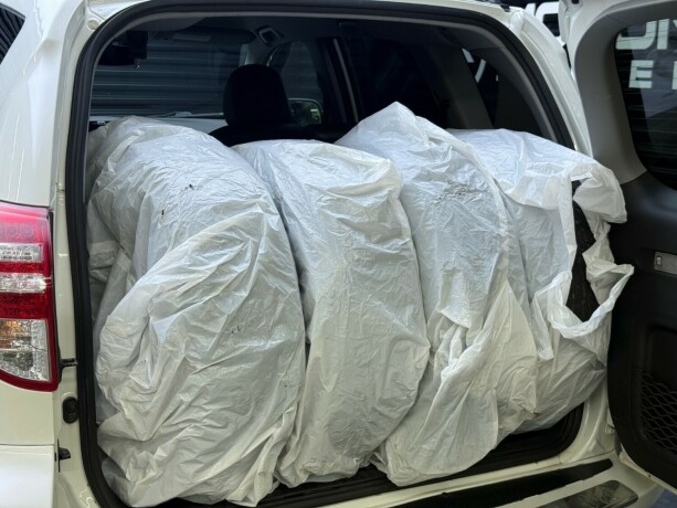 toyota-rav4-bensin-2010-big-28