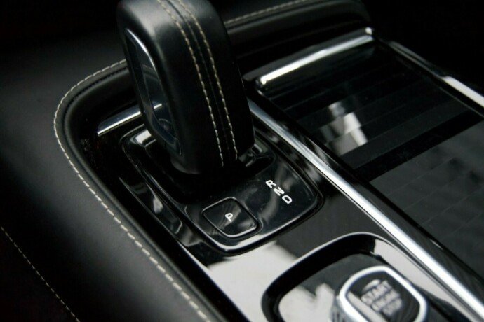 volvo-v60-plug-in-petrol-2020-big-23